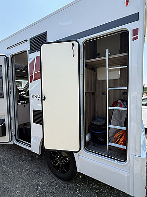 Motorhome hire Castle Donington