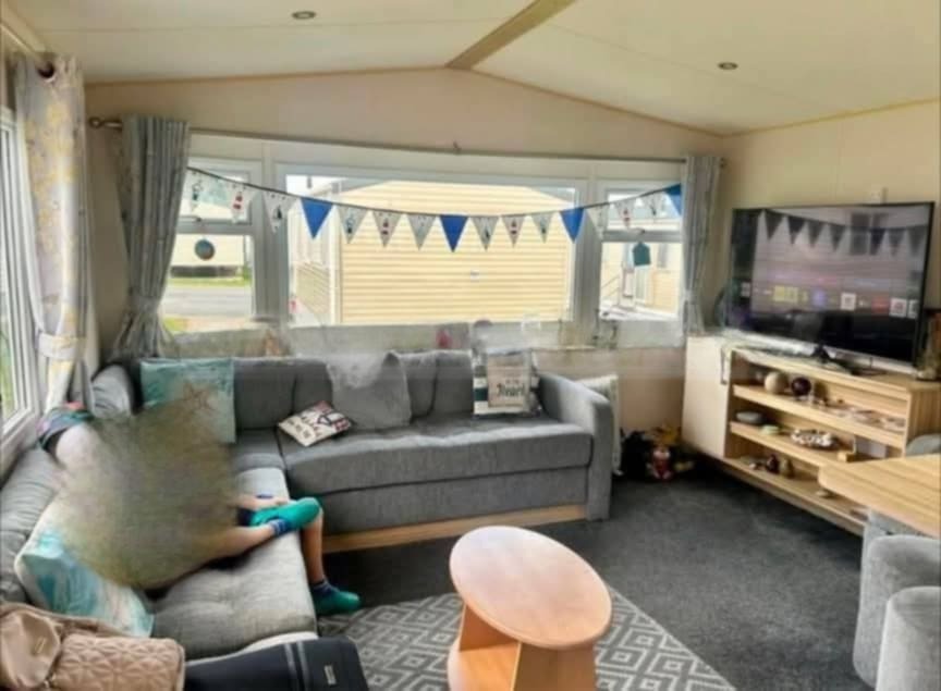 Static Caravan hire Borth