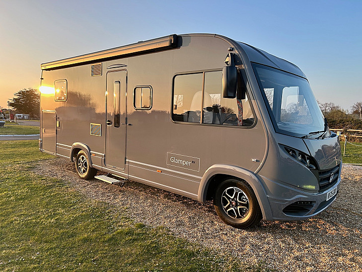 GlamperRV Isle - Luxury A class Motorhome hire Aylesbury