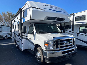 Motorhome hire Pride Quarter