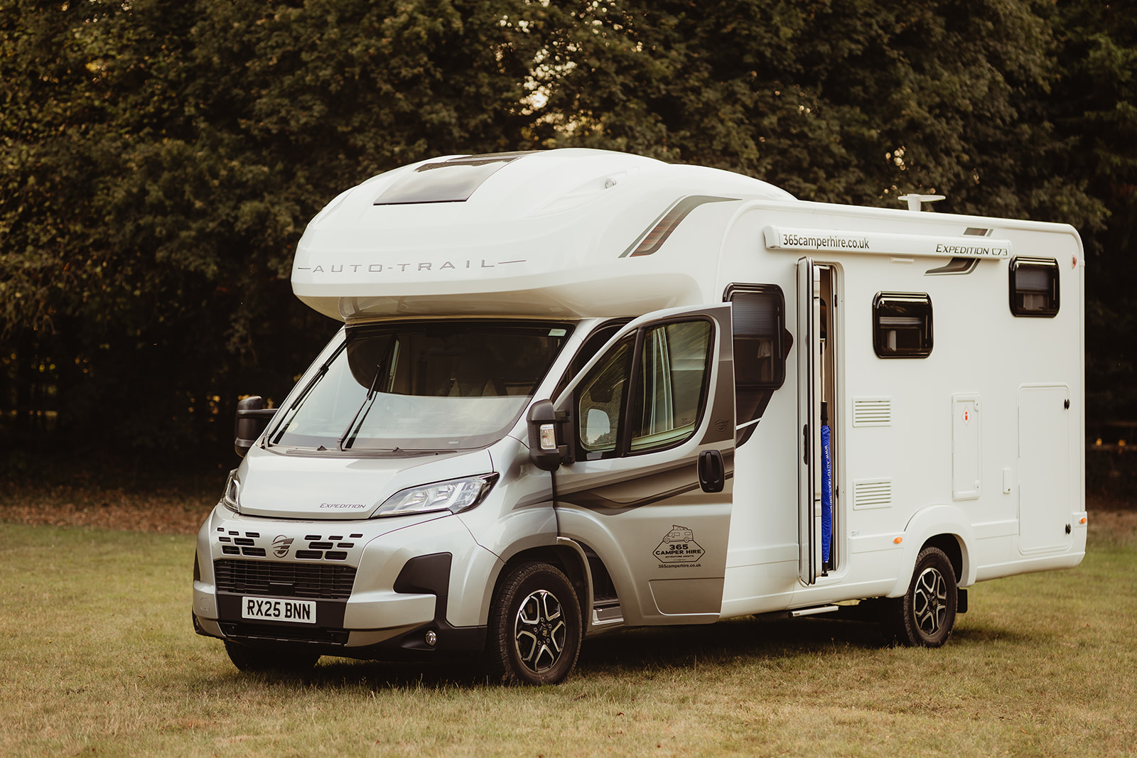 Autotrail Expedition C73 Motorhome  for hire in  Fleet