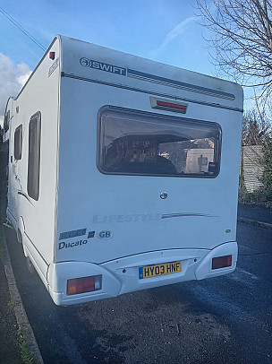 Motorhome hire Kenton, Exeter