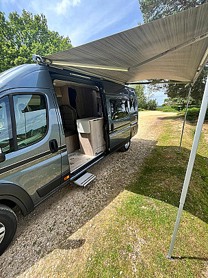 Campervan hire Lyndhurst