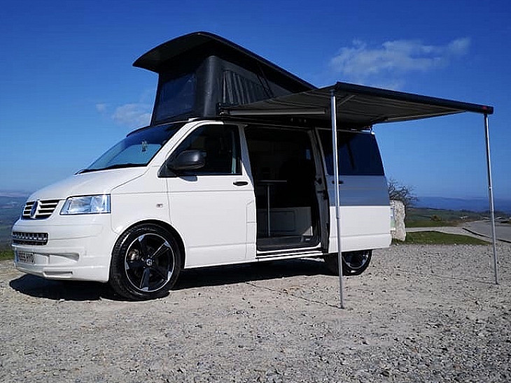 Volkswagen T5 Pop Top Campervan T5 Campervan 4/5 Berth hire Liskeard