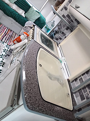 Motorhome hire Kenton, Exeter