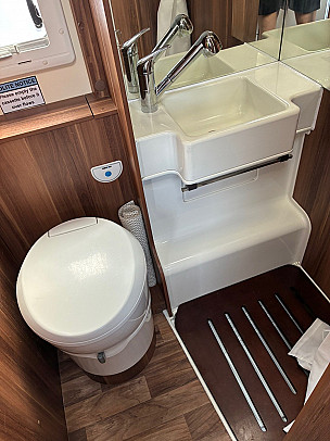 Motorhome hire Hartley/Longfield