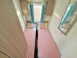 Static Caravan hire Nr Clacton-on-Sea