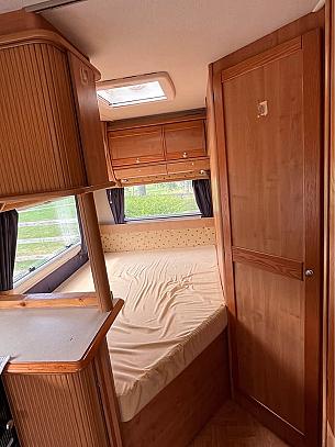 Motorhome hire EAST GRINSTEAD