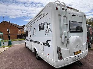 Motorhome hire EAST GRINSTEAD