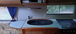 Motorhome hire EAST GRINSTEAD