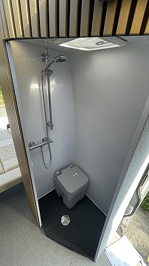 Campervan hire HX27DX