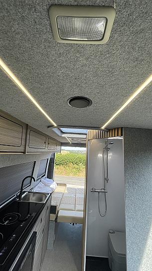 Campervan hire HX27DX