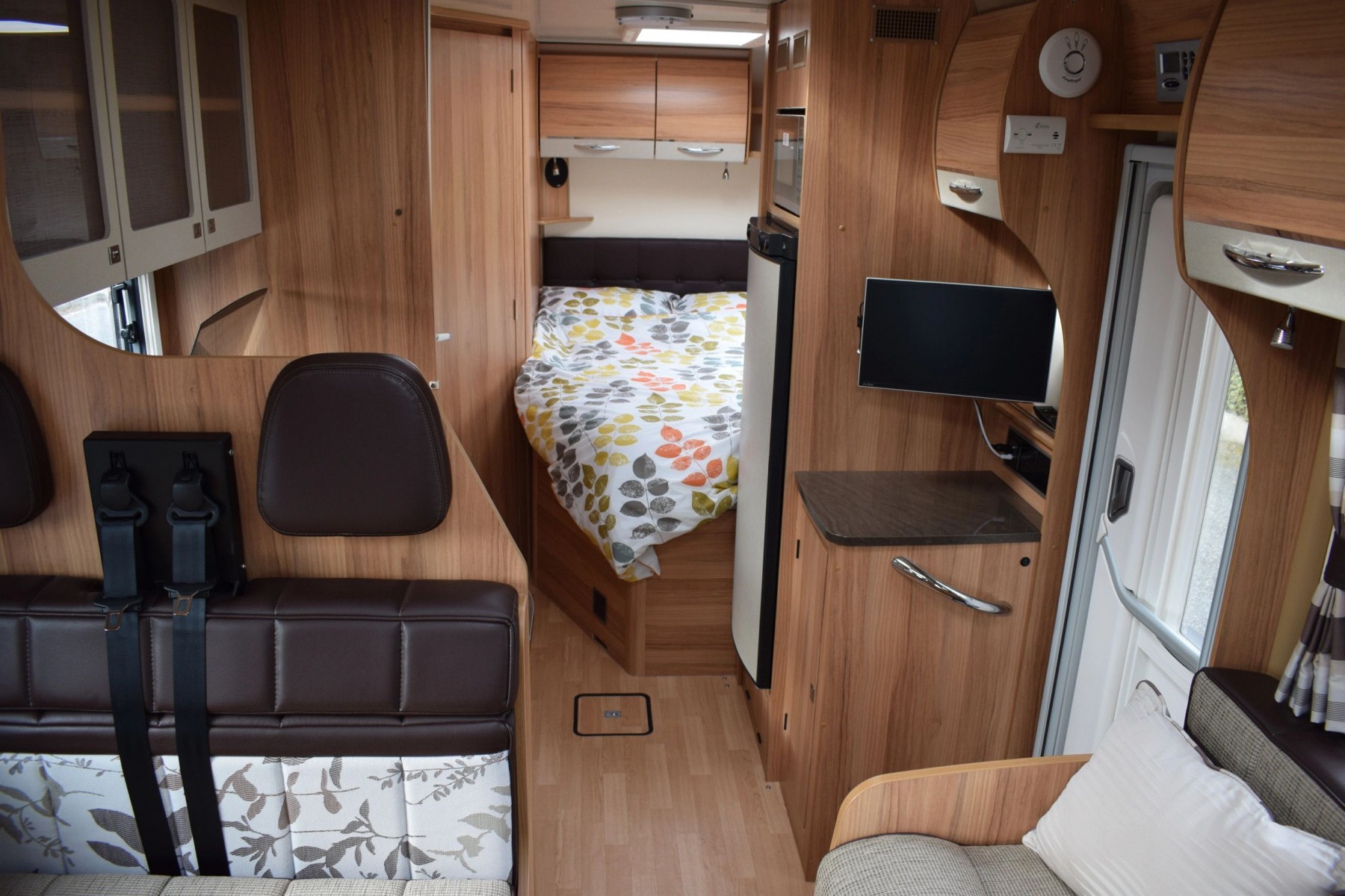 Motorhome hire Aberdeen Peugeot Bailey 745