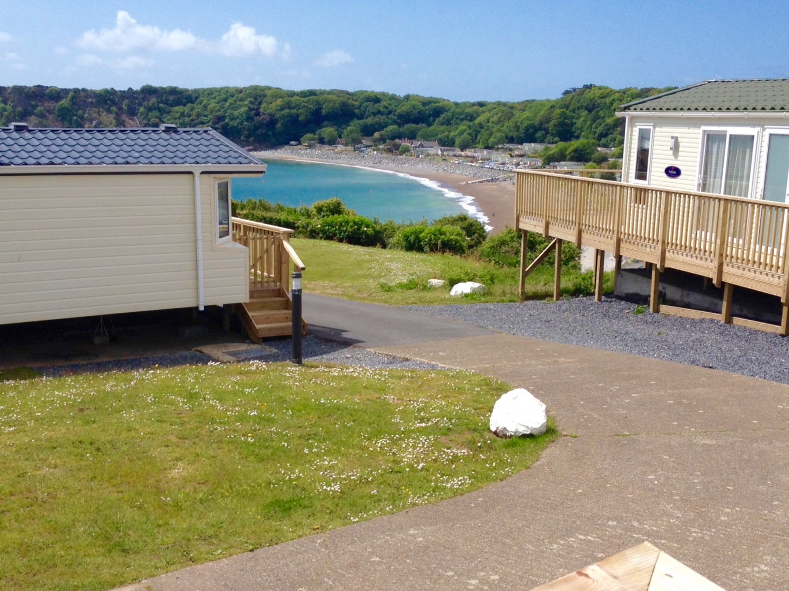Static Caravan hire Lydstep Haven, Tenby Willerby Rio