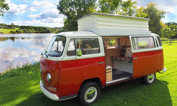 VW Baywindow Camper called OLIVER hire Ryde