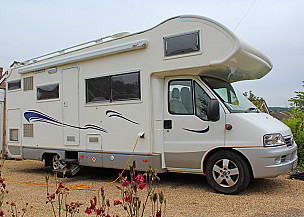 Fiat Ducato 6/7 berth Motorhome  for hire in  GREAT MISSENDEN