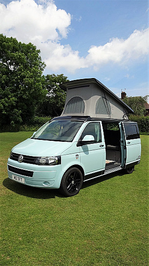 VW Volkswagen T5 Campervan Campervan  for hire in  Sandiacre