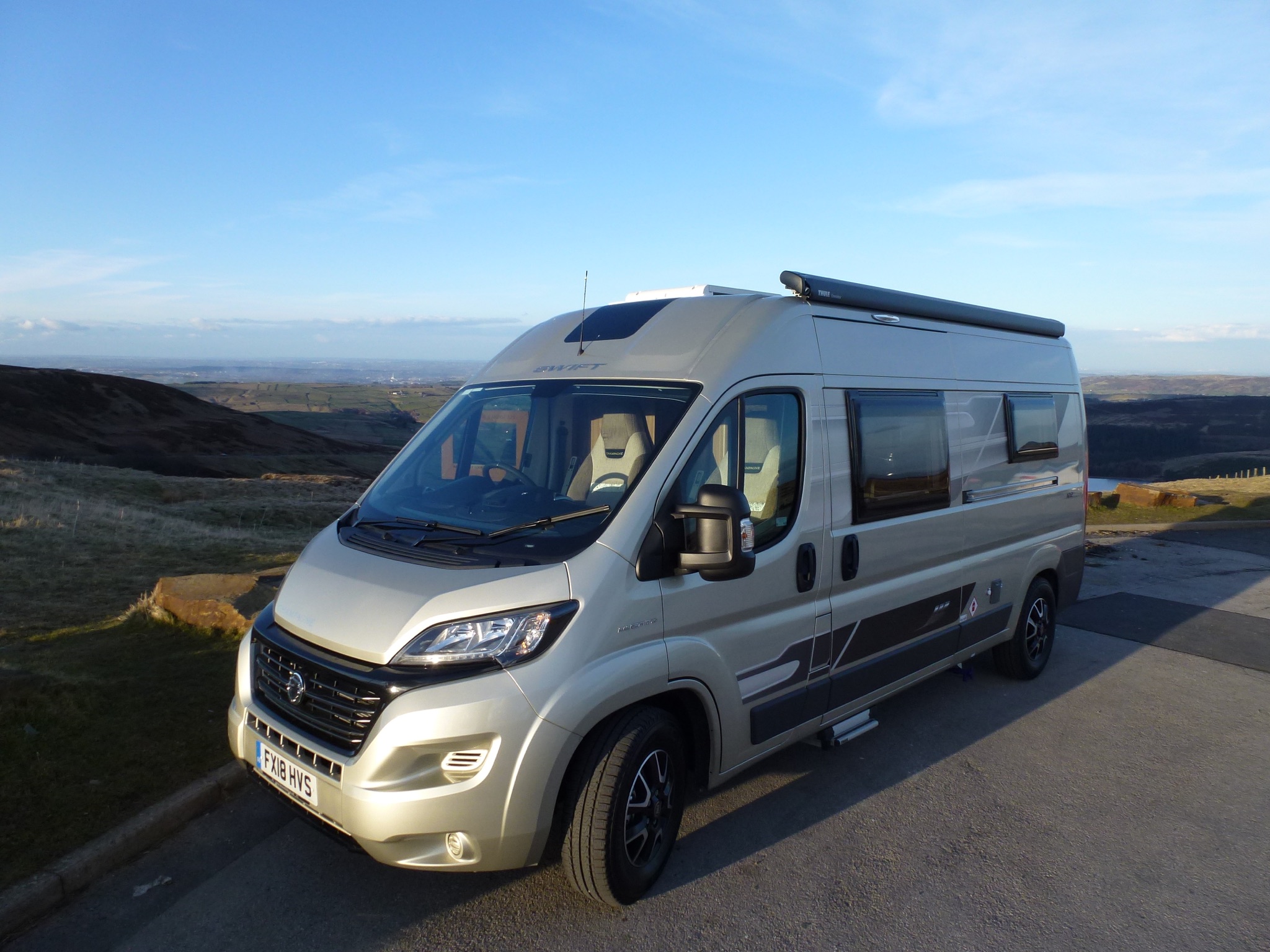 Campervan hire Huddersfield Swift Select 122 122