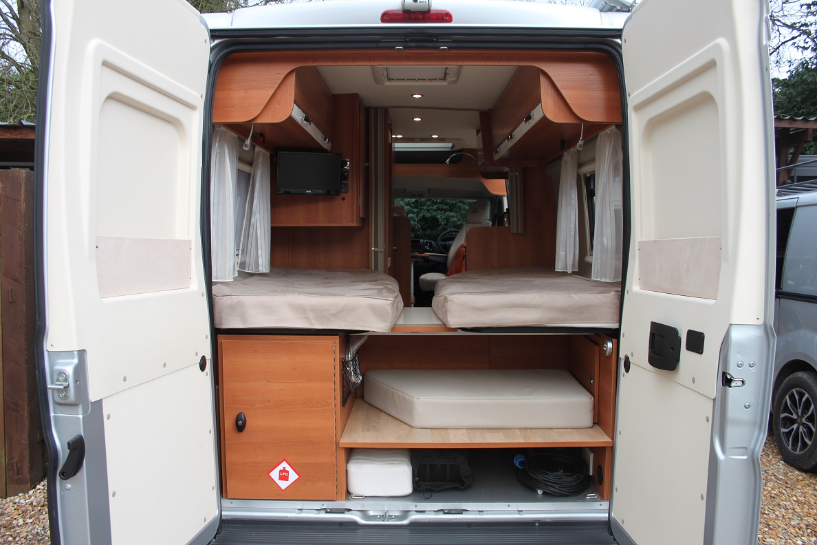 Campervan hire Thatcham, Headley Fiat Rapido V66