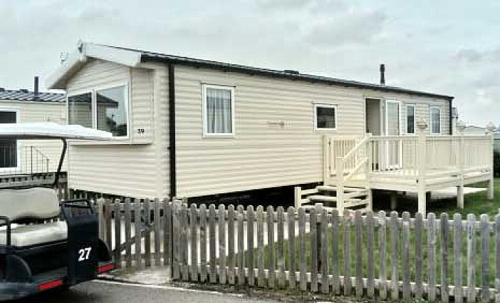 8 berth (PET FRIENDLY) 3 bedroom Static caravan hire Burnham on Sea