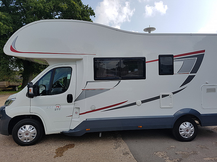 Motorhome hire Tiffield Fiat Rollerteam 277