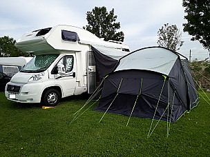 Motorhome hire Berkeley