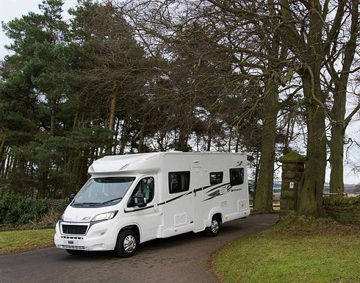 Motorhome hire Invernessshire Eldis Autoquest 196 Autoquest 196