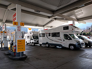 Motorhome hire Chippenham