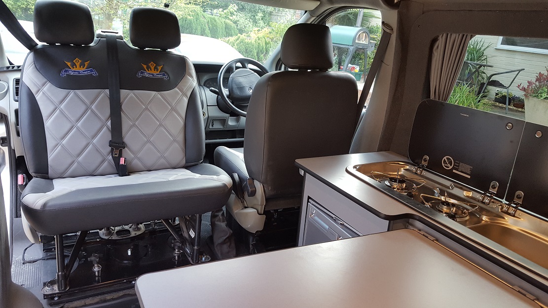 Campervan hire Thatcham, Headley Renault Traffic Majestic