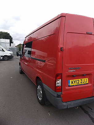 Campervan hire HX27DX