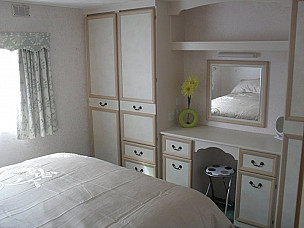 Static Caravan hire Tal-y-Bont